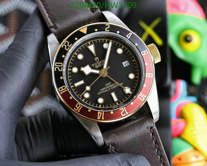 Watch-Mirror Quality-Tudor Code: HW3709 $: 229USD