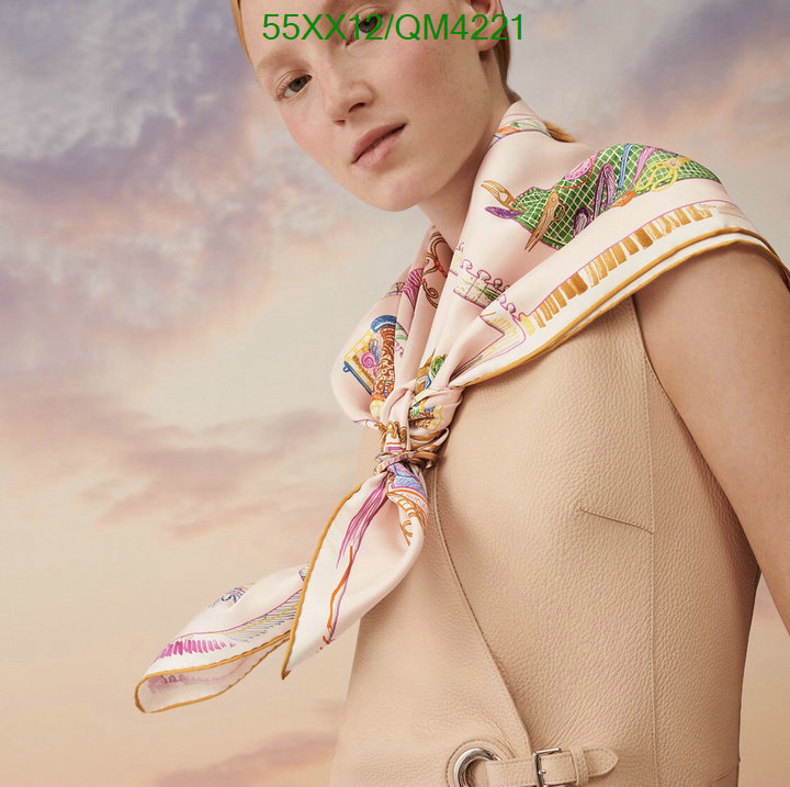 Scarf-Hermes Code: QM4221 $: 55USD