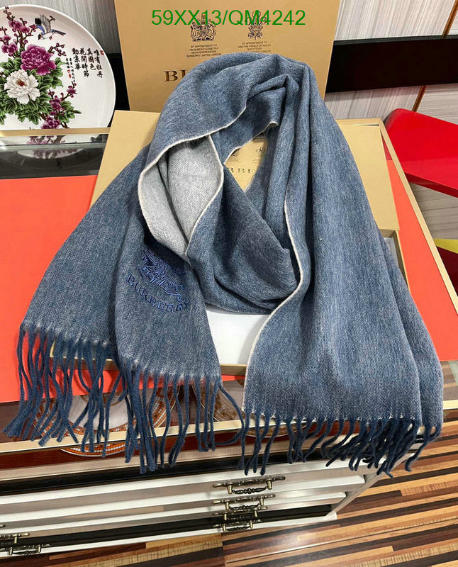 Scarf-Burberry Code: QM4242 $: 59USD