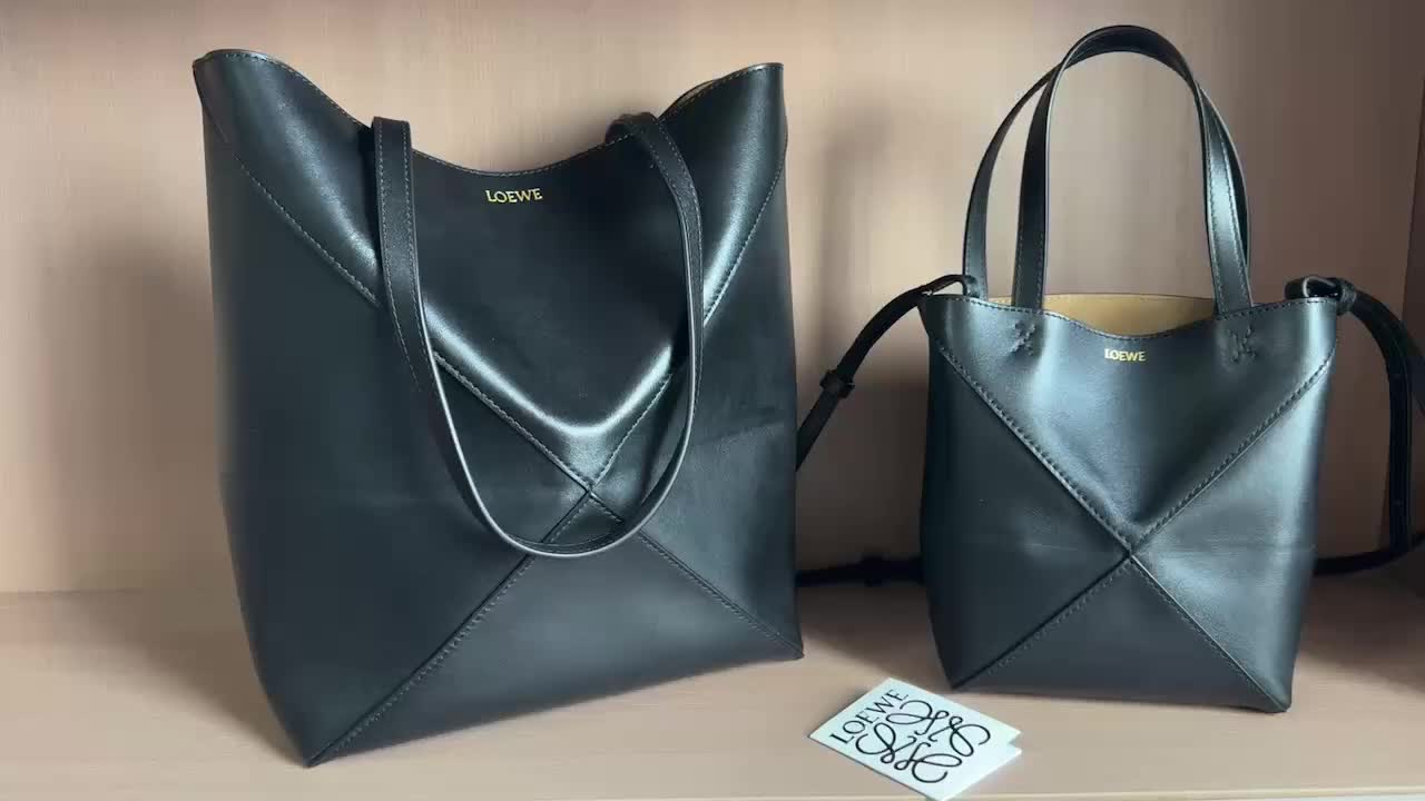 Loewe Bag-(Mirror)-Handbag- Code: QB3135 $: 229USD