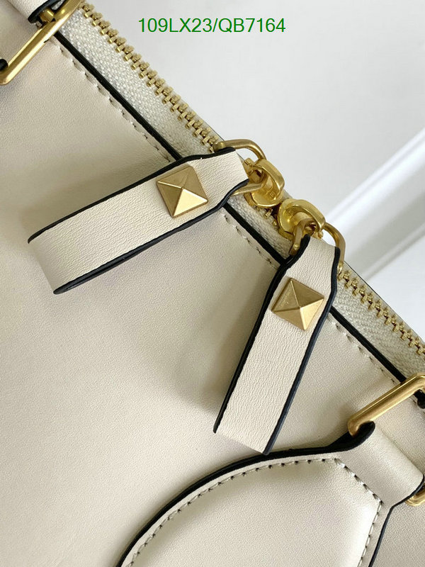 Valentino Bag-(4A)-Handbag- Code: QB7164 $: 109USD