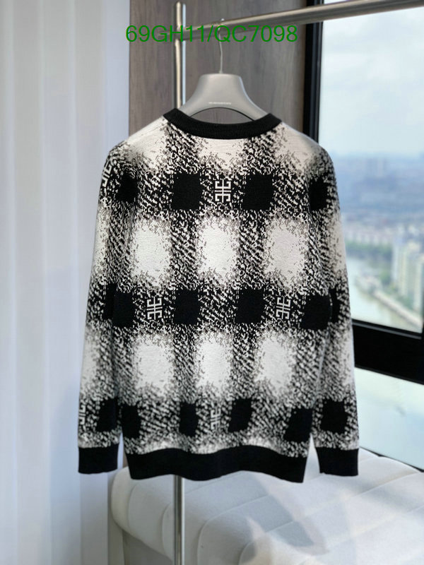 Clothing-Givenchy Code: QC7098 $: 69USD