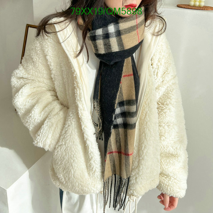 Scarf-Burberry Code: QM5898 $: 79USD