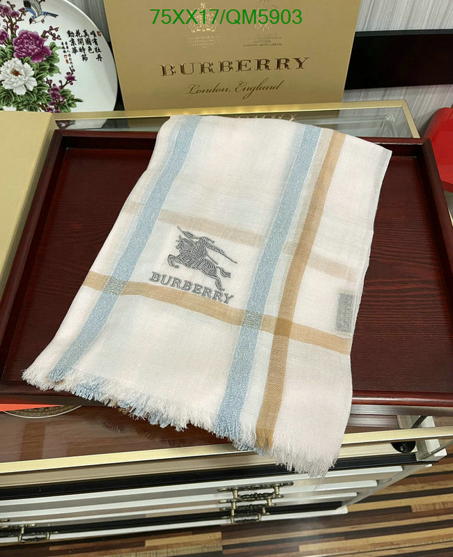 Scarf-Burberry Code: QM5903 $: 75USD