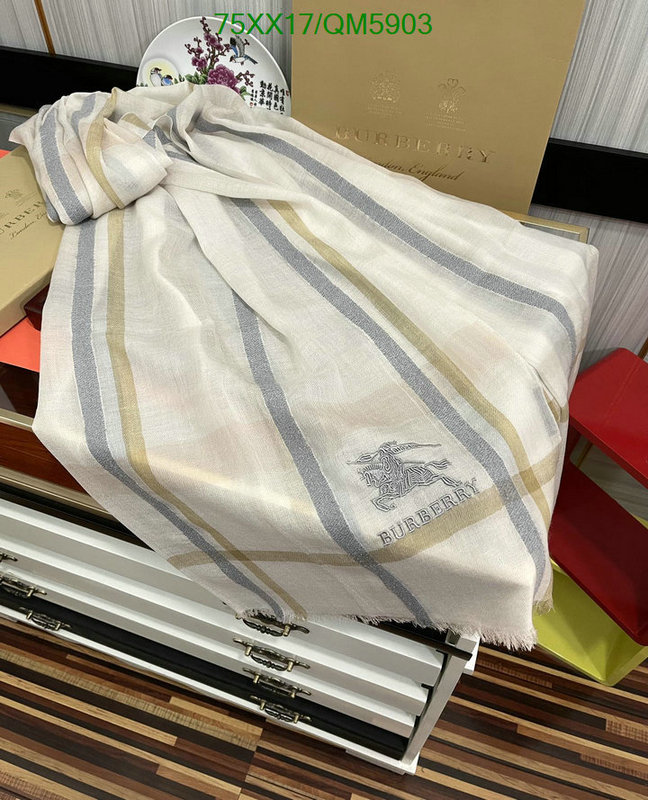 Scarf-Burberry Code: QM5903 $: 75USD