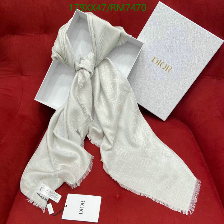 Scarf-Dior Code: RM7470 $: 179USD