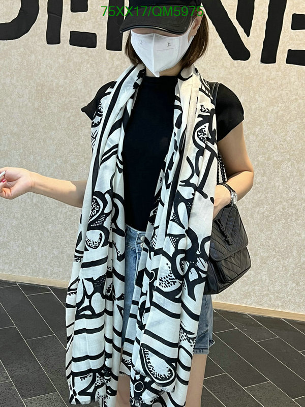 Scarf-Dior Code: QM5975 $: 75USD