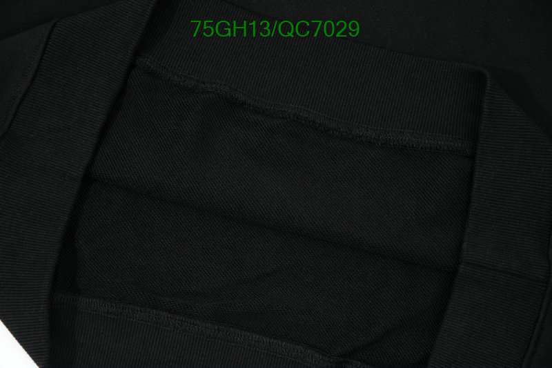 Clothing-Gucci Code: QC7029 $: 75USD