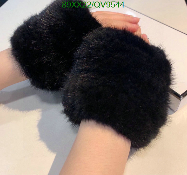 Gloves-Chanel Code: QV9544 $: 89USD