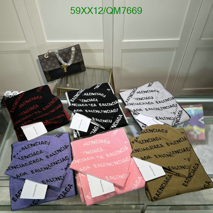 Scarf-Balenciaga Code: QM7669 $: 59USD