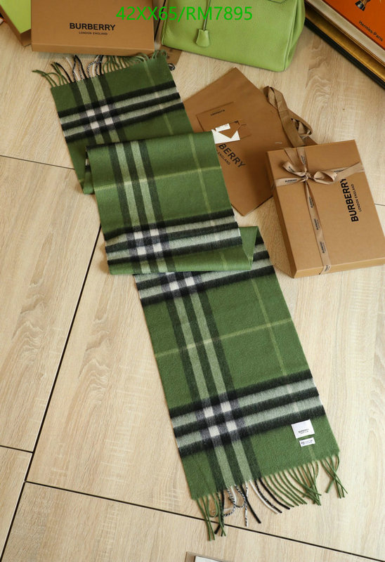 Scarf-Burberry Code: RM7895 $: 42USD