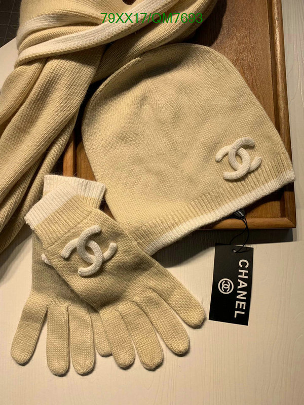 Scarf-Chanel Code: QM7693 $: 79USD