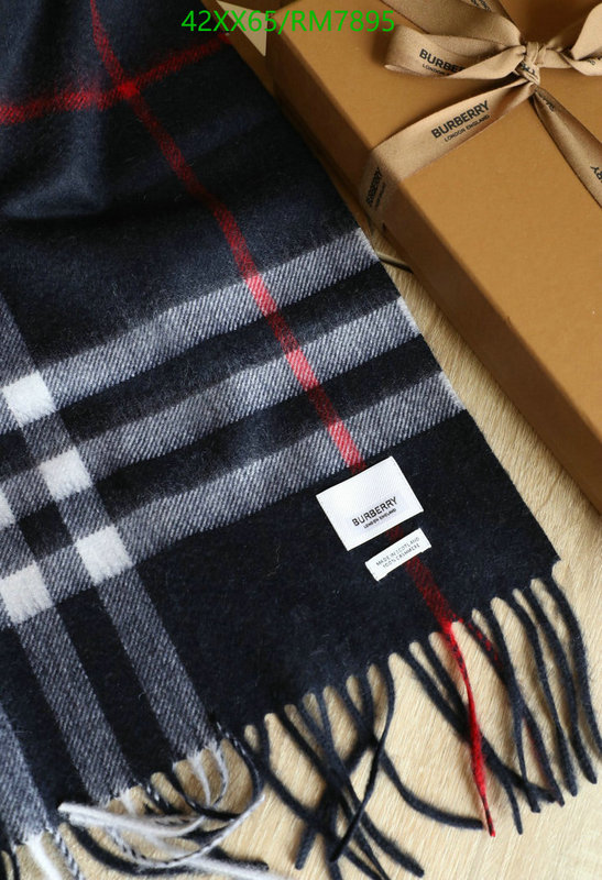 Scarf-Burberry Code: RM7895 $: 42USD