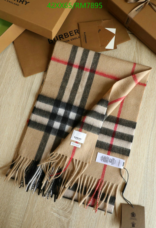 Scarf-Burberry Code: RM7895 $: 42USD