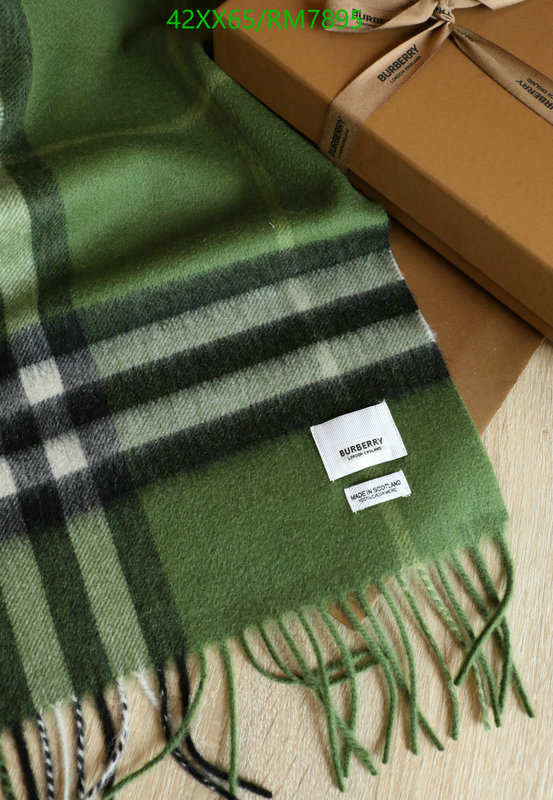 Scarf-Burberry Code: RM7895 $: 42USD