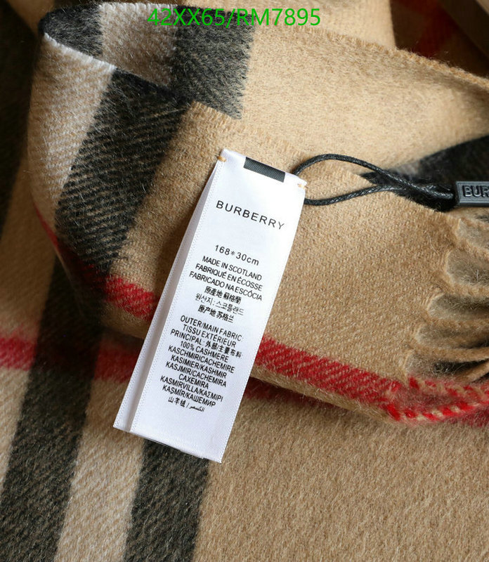 Scarf-Burberry Code: RM7895 $: 42USD