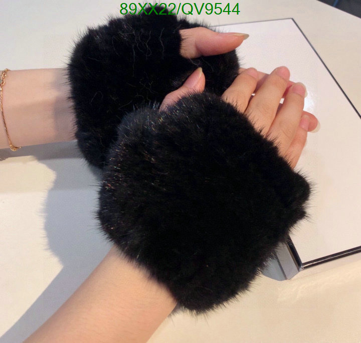 Gloves-Chanel Code: QV9544 $: 89USD