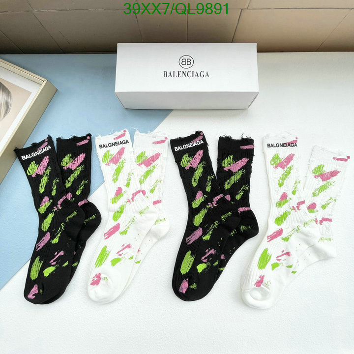 Sock-Balenciaga Code: QL9891 $: 39USD