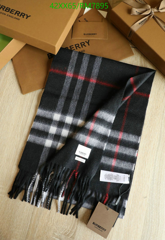 Scarf-Burberry Code: RM7895 $: 42USD