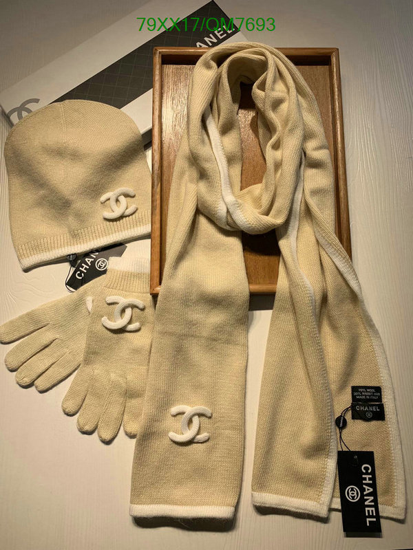 Scarf-Chanel Code: QM7693 $: 79USD