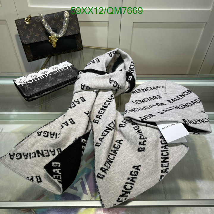 Scarf-Balenciaga Code: QM7669 $: 59USD