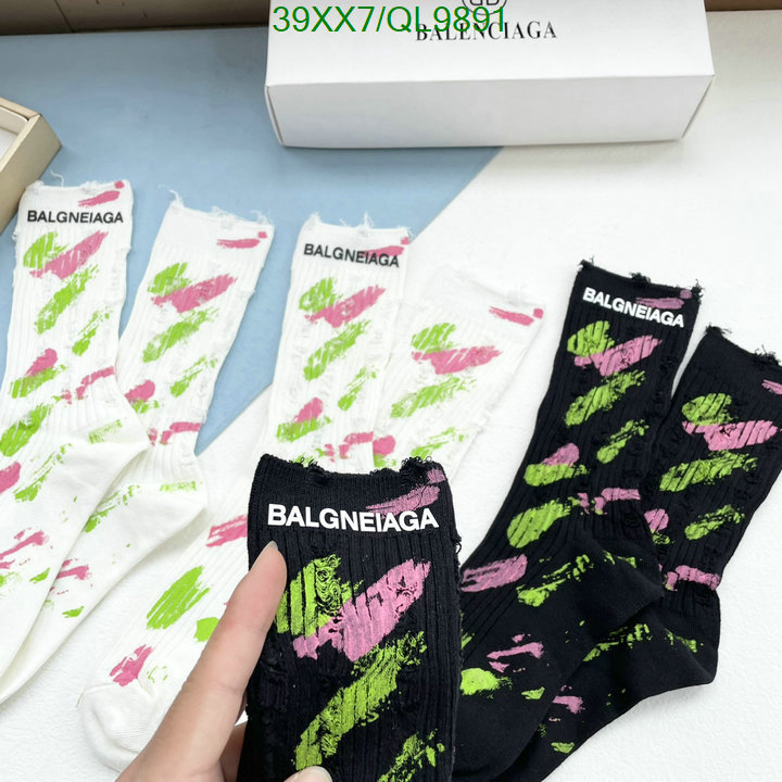 Sock-Balenciaga Code: QL9891 $: 39USD