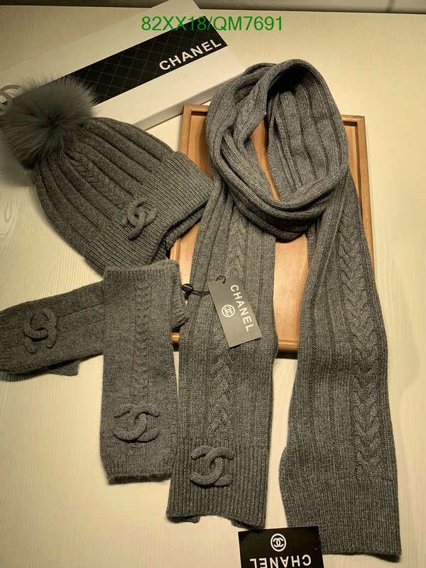 Scarf-Chanel Code: QM7691 $: 82USD