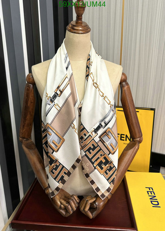 Scarf-Fendi Code: UM44 $: 59USD