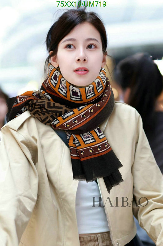 Scarf-Fendi Code: UM719 $: 75USD