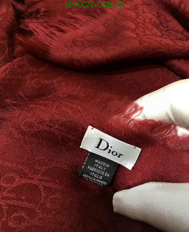 Scarf-Dior Code: UM980 $: 92USD