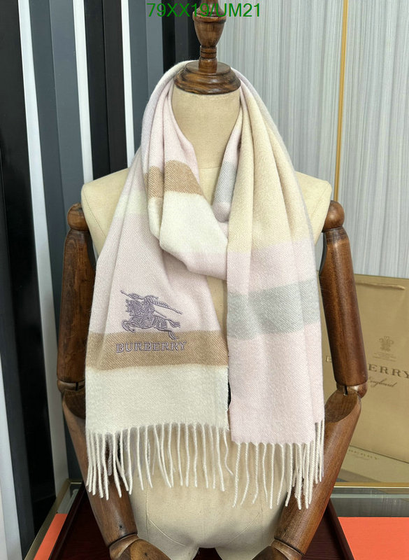 Scarf-Burberry Code: UM21 $: 79USD