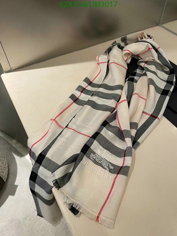 Scarf-Burberry Code: UM1017 $: 62USD