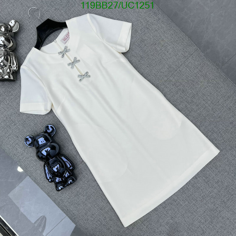 Clothing-Valentino Code: UC1251 $: 119USD