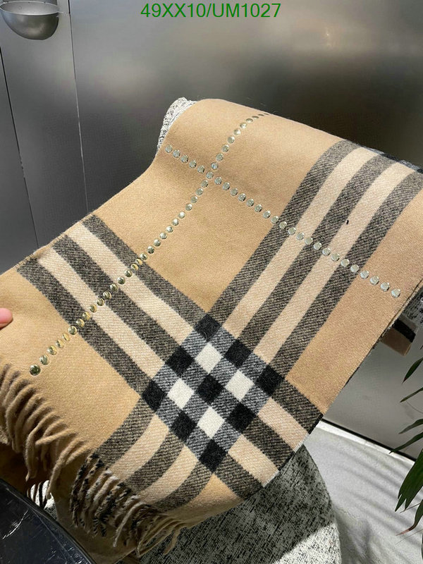 Scarf-Burberry Code: UM1027 $: 49USD