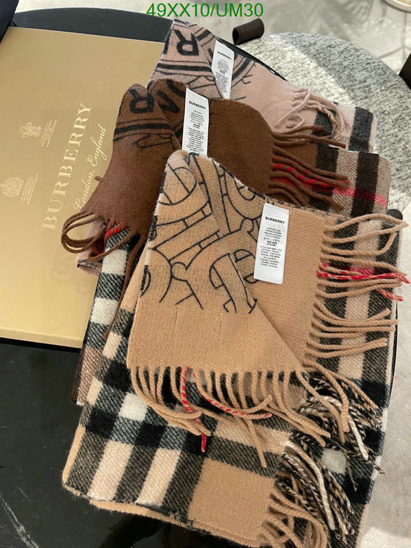 Scarf-Burberry Code: UM30 $: 49USD