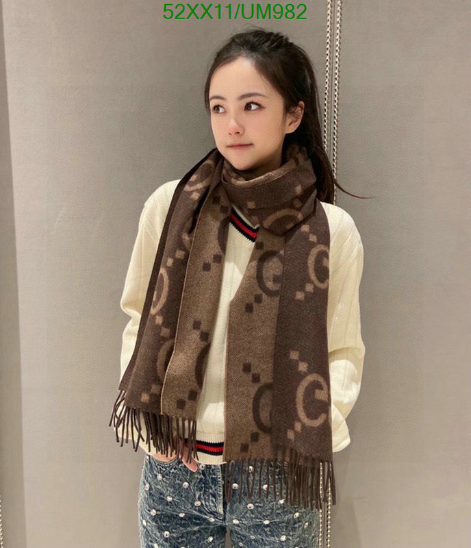 Scarf-Gucci Code: UM982 $: 52USD