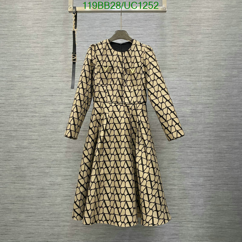 Clothing-Valentino Code: UC1252 $: 119USD