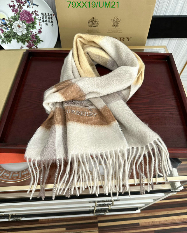 Scarf-Burberry Code: UM21 $: 79USD