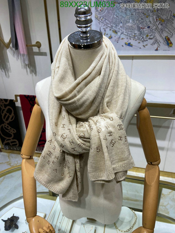 Scarf-Chanel Code: UM635 $: 89USD