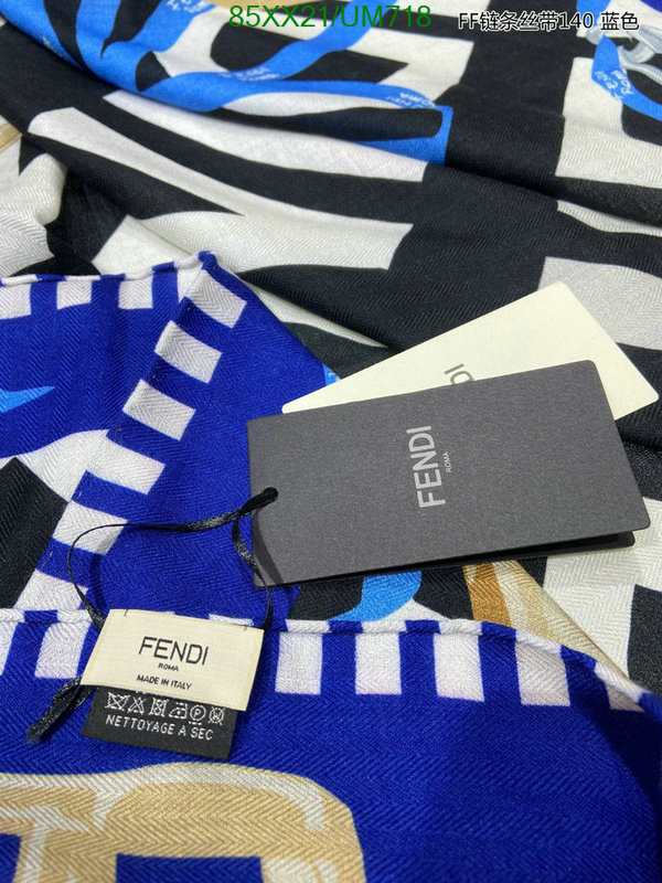 Scarf-Fendi Code: UM718 $: 85USD