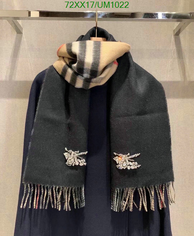 Scarf-Burberry Code: UM1022 $: 72USD