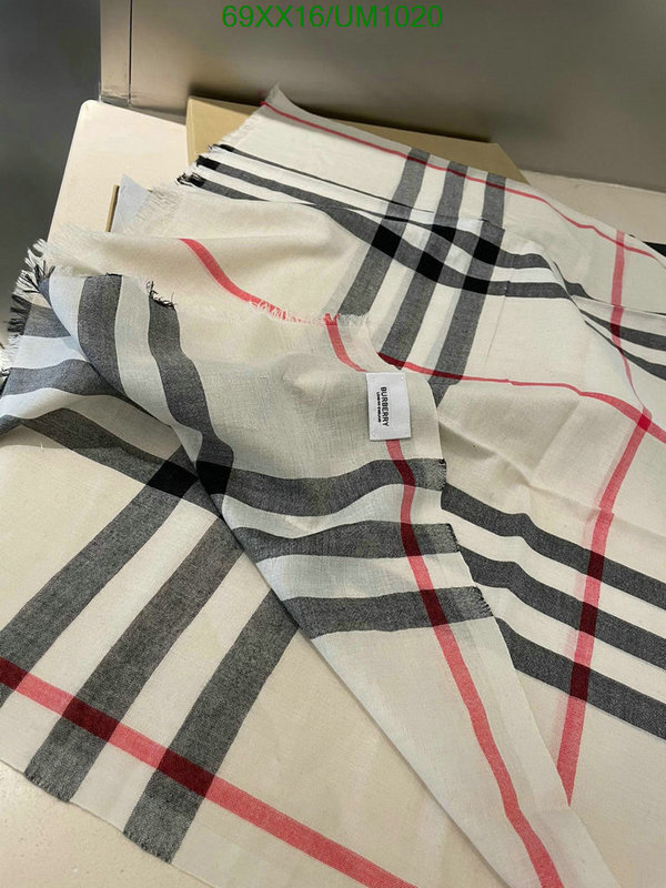 Scarf-Burberry Code: UM1020 $: 69USD