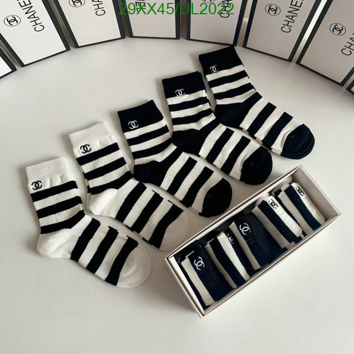 Sock-Chanel Code: UL2022 $: 29USD