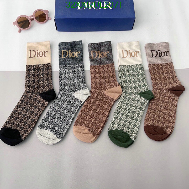Sock-Dior Code: UL2071 $: 32USD