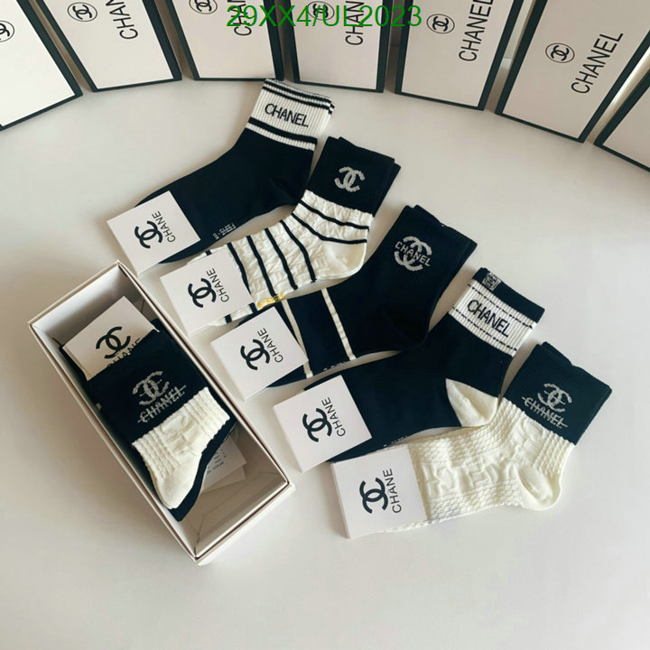 Sock-Chanel Code: UL2023 $: 29USD