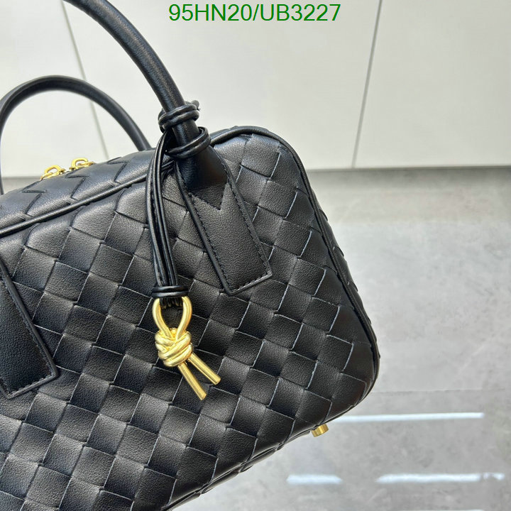 BV Bag-(4A)-Diagonal- Code: UB3227 $: 95USD