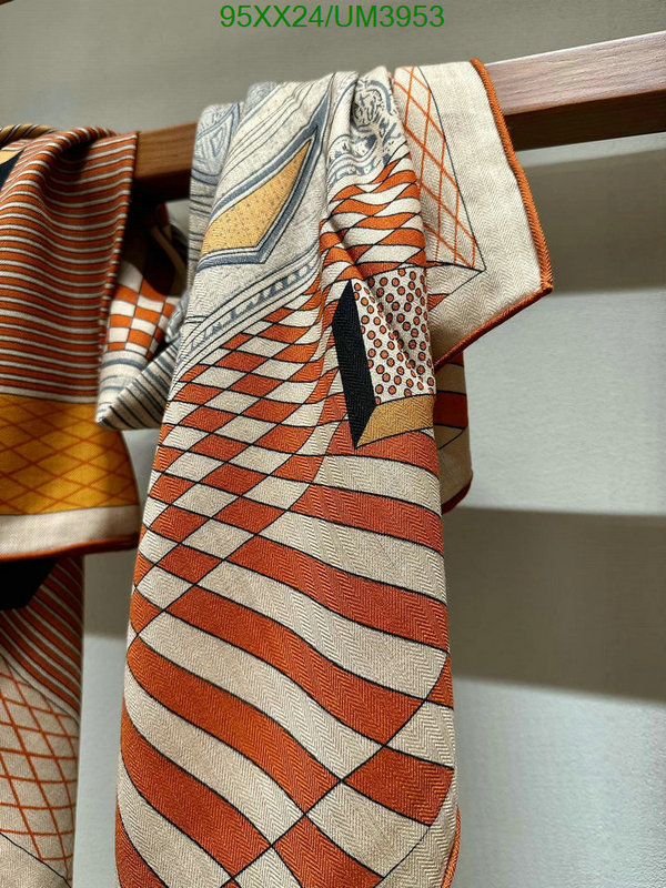 Scarf-Hermes Code: UM3953 $: 95USD