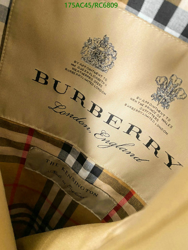 Clothing-Burberry Code: RC6809 $: 175USD