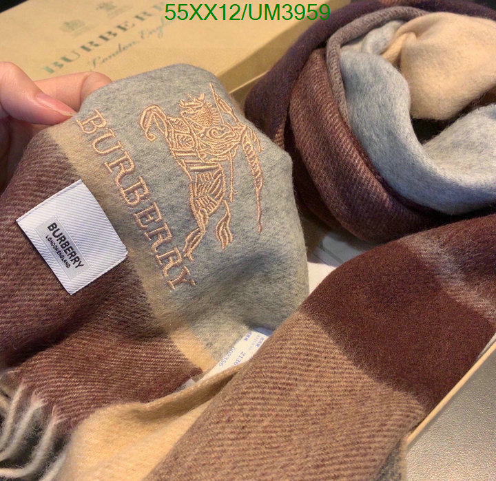 Scarf-Burberry Code: UM3959 $: 55USD