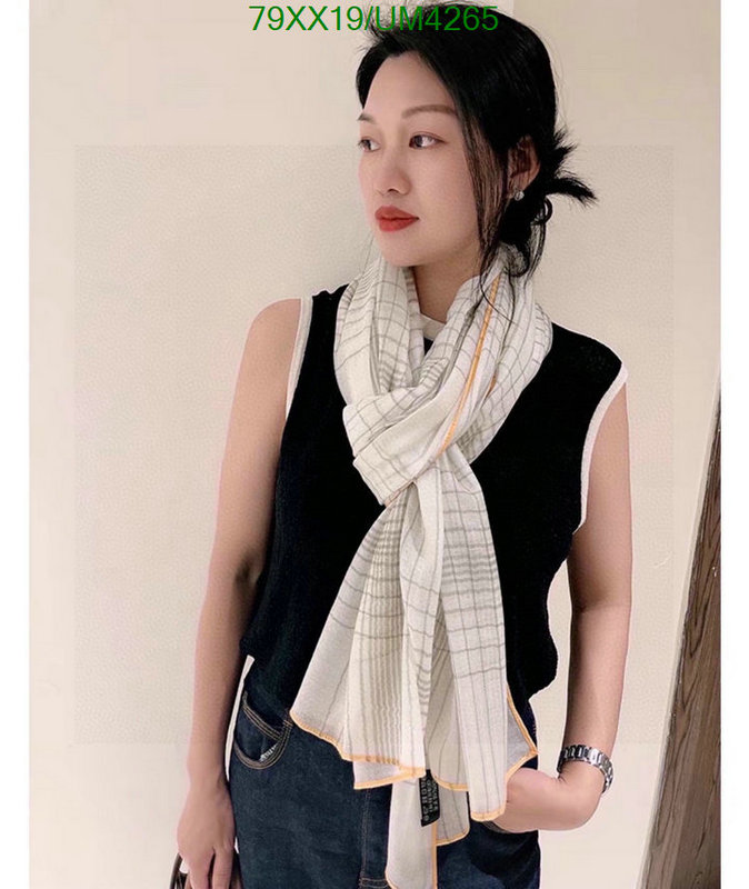 Scarf-Chanel Code: UM4265 $: 79USD